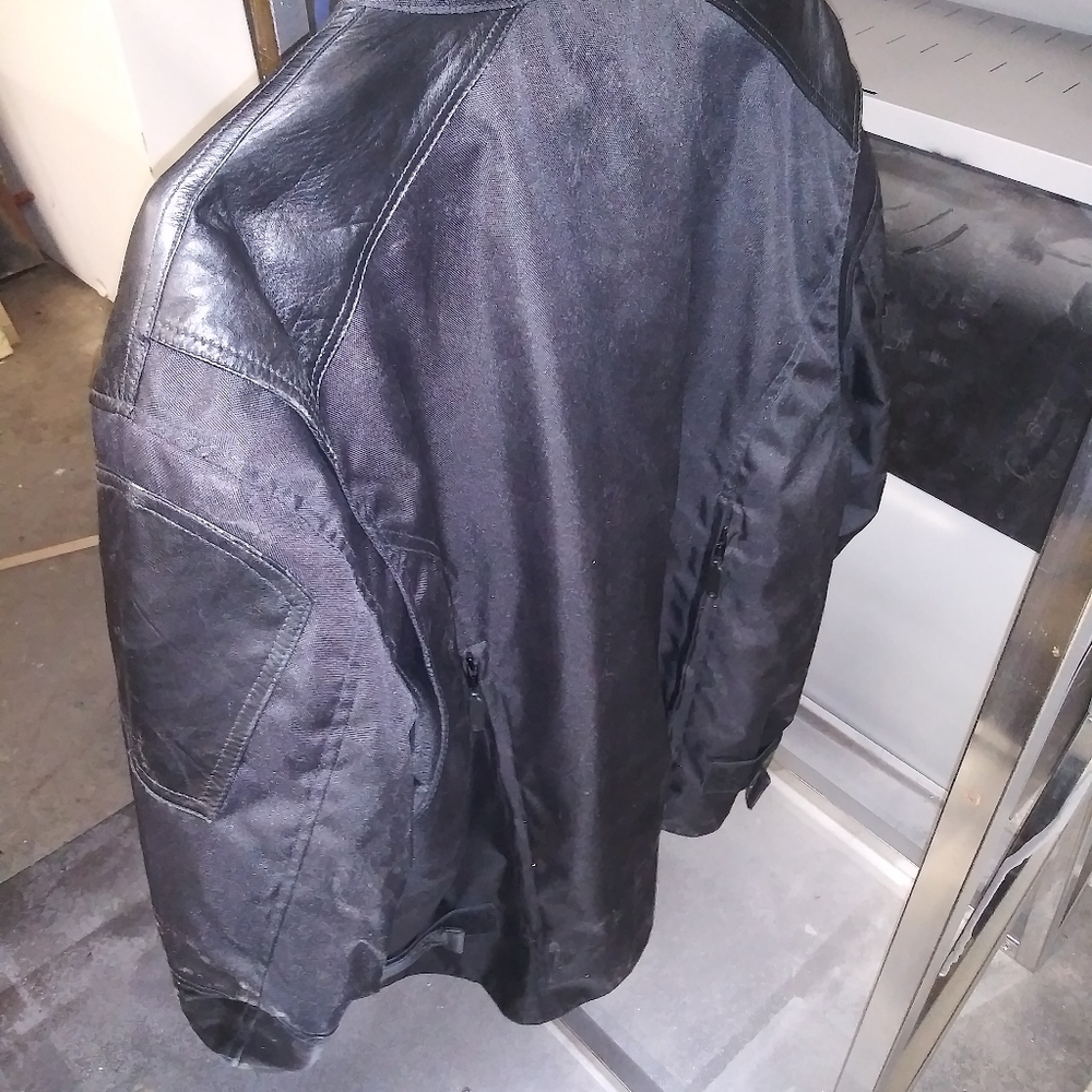 Motorcycle Jacket - Picture 3 of 5